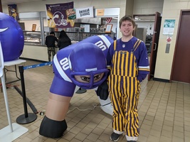 High School Shows Their Purple and Gold Side